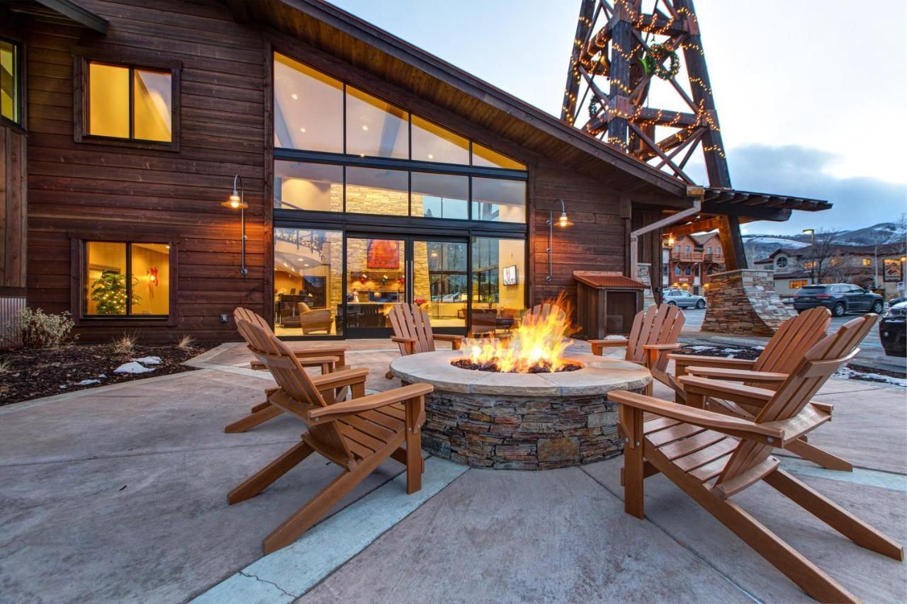 Hotel The Cubby At Prospector Park Stadt Exterior foto