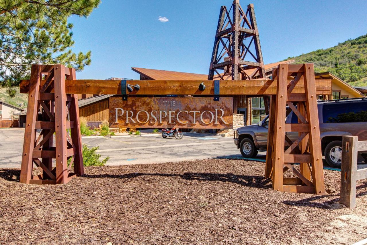 Hotel The Cubby At Prospector Park Stadt Exterior foto